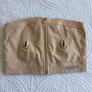 Medela Pump Pumping Bra